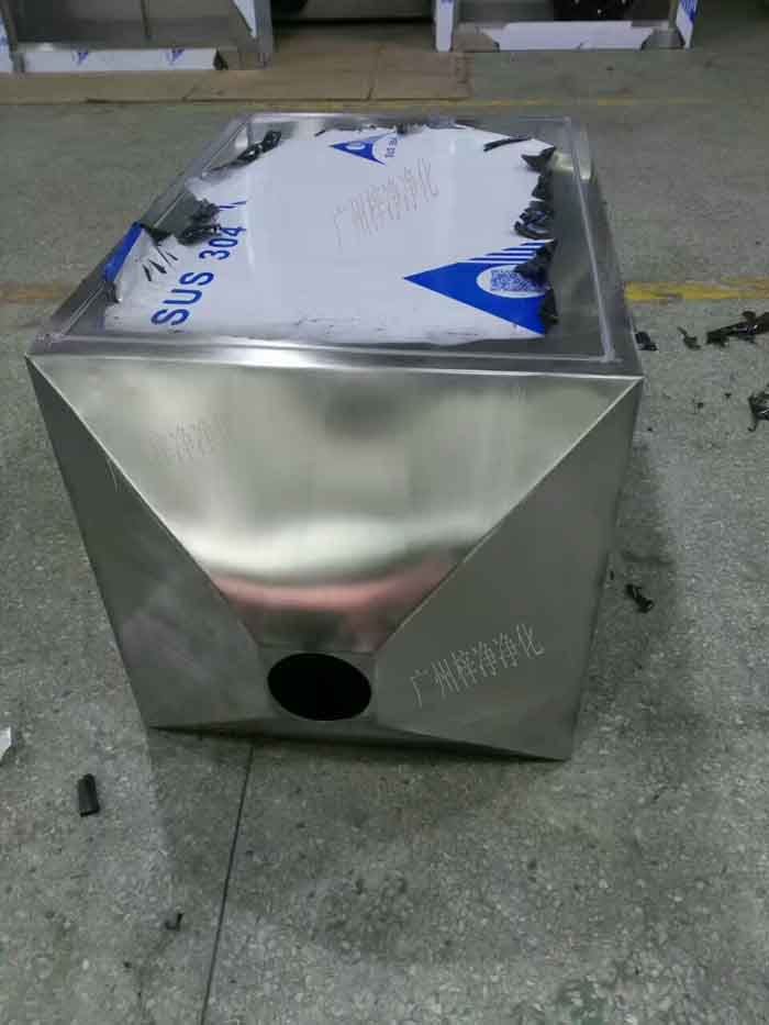 增壓新風(fēng)柜廠家建議初效過(guò)濾器，中效過(guò)濾器每季度更換一次，視實(shí)際使用情況可適當(dāng)延長(zhǎng)或縮短更換周期；