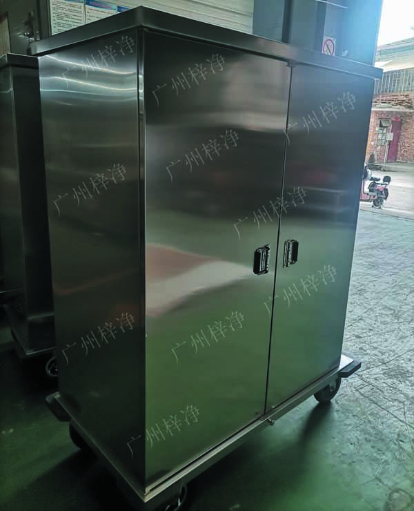 一次性物品電動(dòng)轉(zhuǎn)運(yùn)車采用304拉絲不銹鋼板面板厚度：≥1.2mm,表面作拉絲亞光處理。